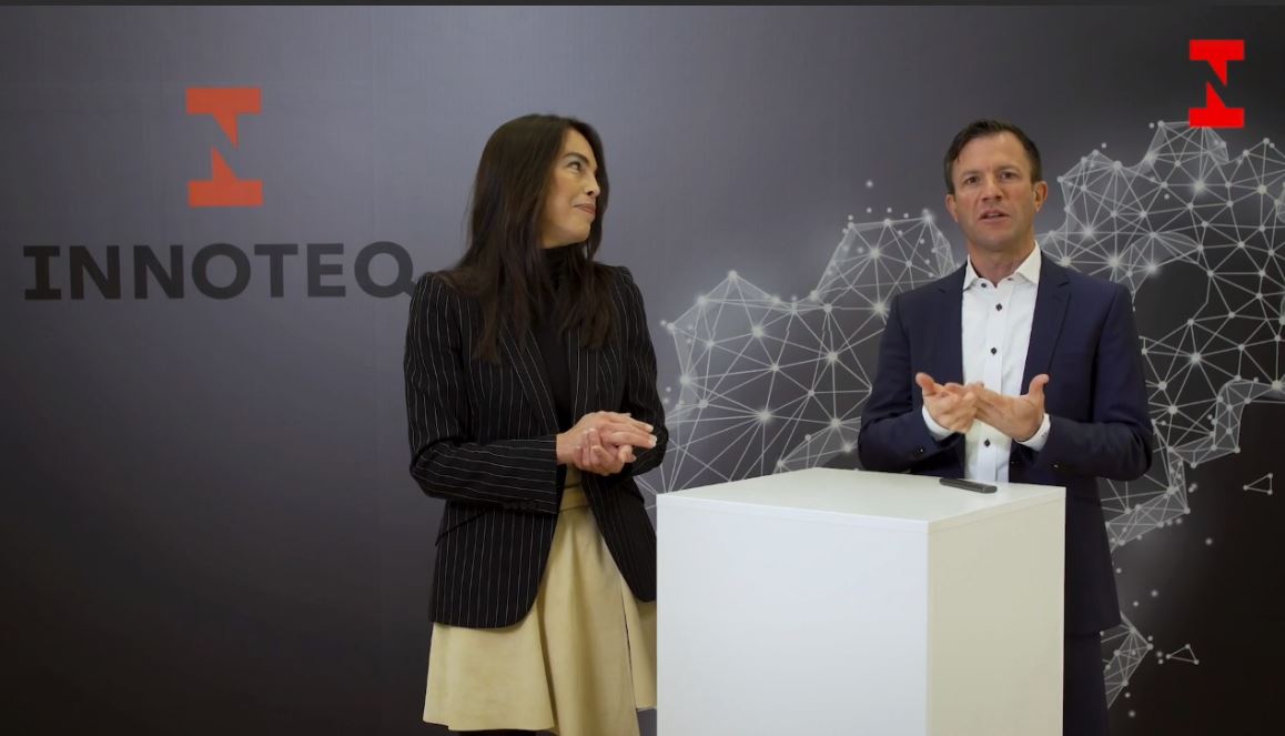 Jennifer Somm und Pascal Blanc von Bernexpo während des Live-Streams zur Messe Innoteq.