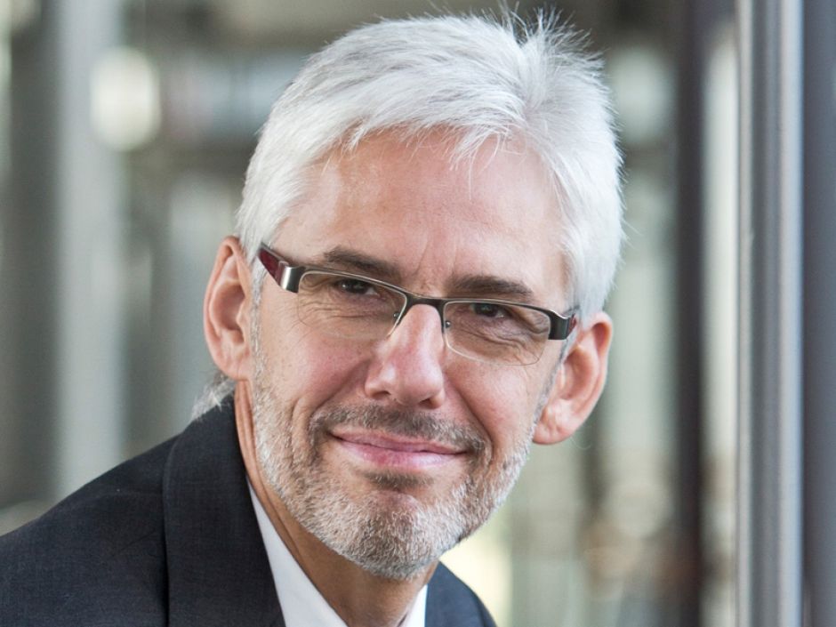 Prof. Dr.-Ing. Berend Denkena, Leiter des Instituts für Fertigungstechnik und Werkzeugmaschinen (IFW) an der Leibniz Universität Hannover Prof. Dr.-Ing. Berend Denkena, Leiter IFW an der Leibniz Universität Hannover