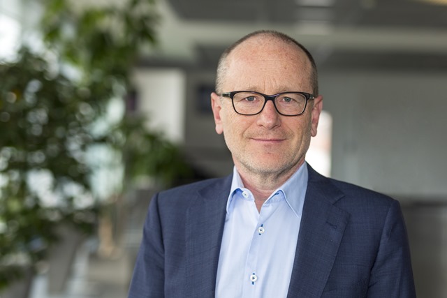 Jacek Kruszynski, CTO, MAPAL Dr. Kress KG Jacek Kruszynski, CTO, MAPAL Dr. Kress KG