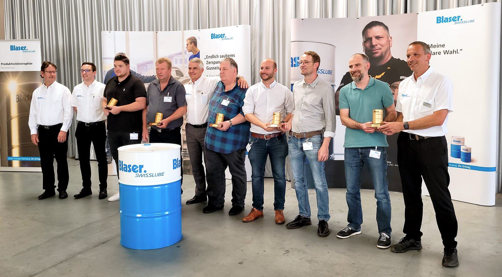 Gewinnerteams der Blaser-Produktivitätstrophäe 2022 Gewinnerteams der Blaser-Produktivitätstrophäe 2022