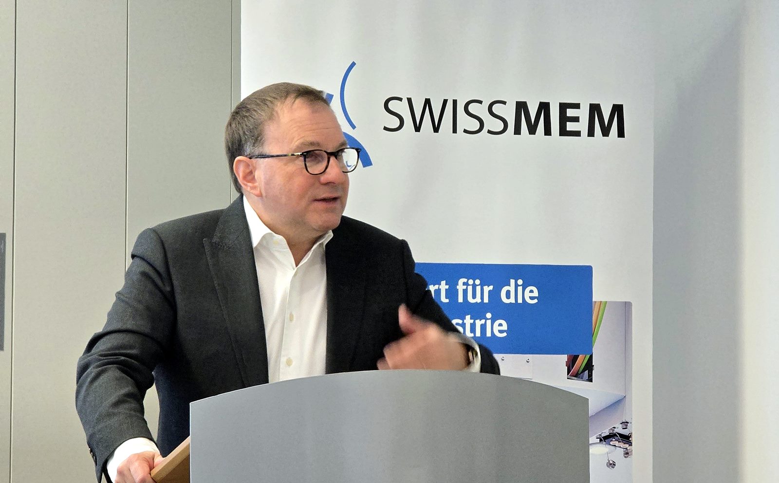 Swissmem-Präsident Martin Hirzel: «Für Unternehmen ist dieses Umfeld ein Albtraum.» Swissmem-Präsident Martin Hirzel: «Für Unternehmen ist dieses Umfeld ein Albtraum.»