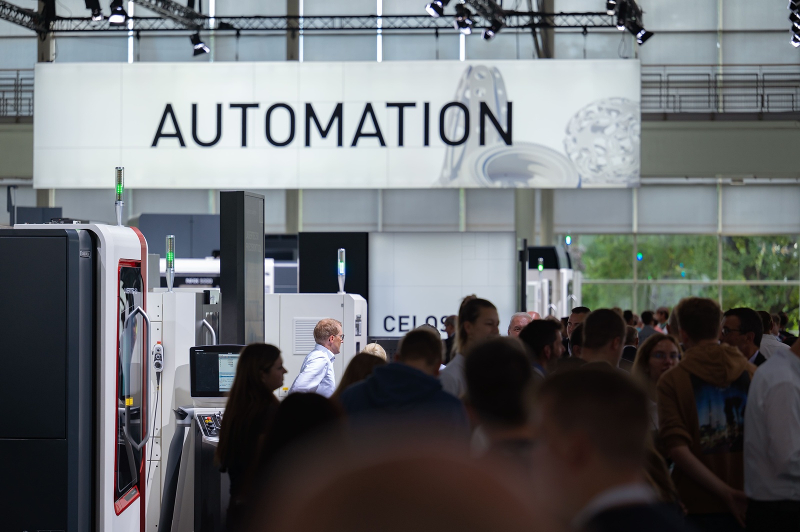 EMO-Austeller zeigen ihre Lösungen zur Automatisierung EMO-Austeller zeigen ihre Lösungen zur Automatisierung