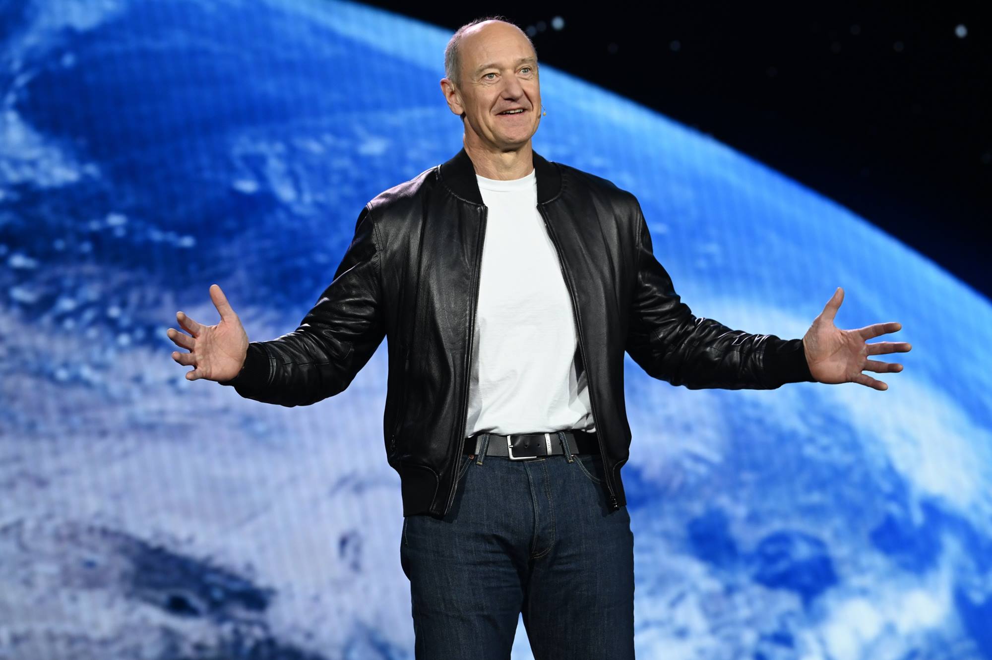 CEO Roland Busch CEO Roland Busch