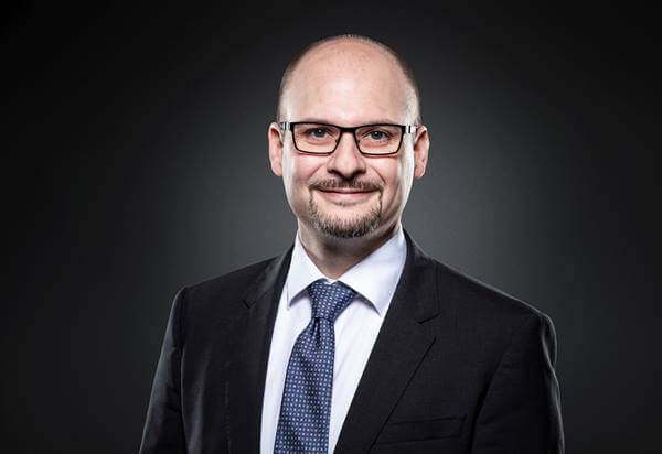Markus Horn, Geschäftsführer der Paul Horn GmbH zu Medizintechnik auf der Metav 2022 Markus Horn, Geschäftsführer der Paul Horn GmbH zu Medizintechnik auf der Metav 2022